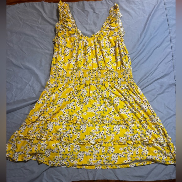 HOBO Yellow Floral Midi Dress - Picture 2 of 3